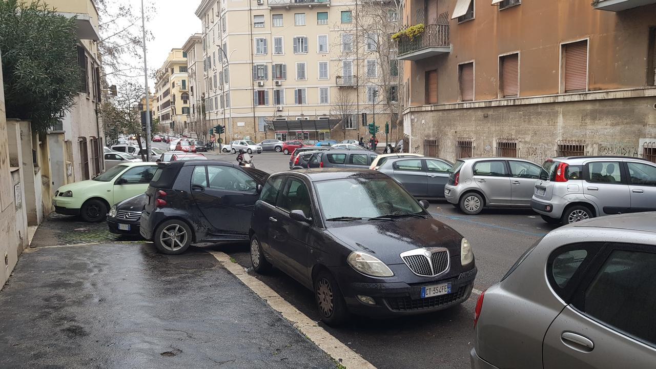 Casa Mike Al Vaticano Рим Экстерьер фото